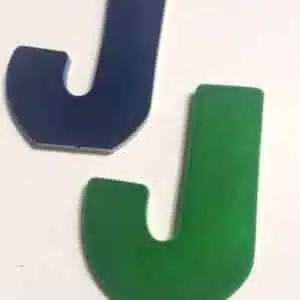 Lettre uni J