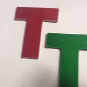 Lettre uni T