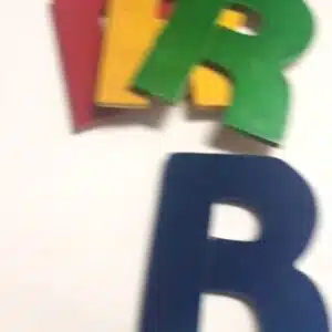 Letter uni R
