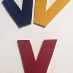 Lettre uni V
