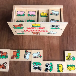 Dierendomino in kist