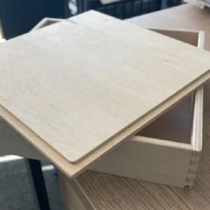 Houten kist met deksel 25 x 25 x 5